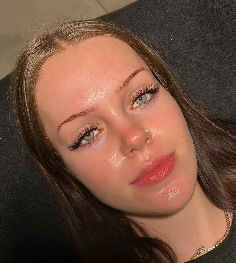 eye lash extensions